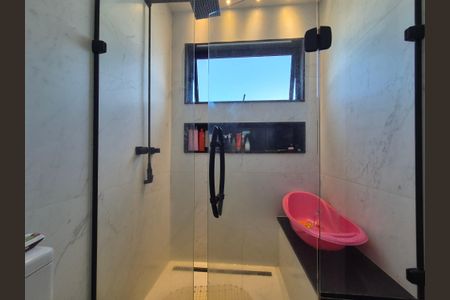 Apartamento à venda com 242m², 4 quartos e 3 vagasBanheiro suite 3 e 4