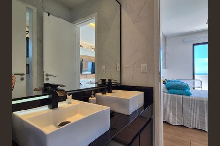 Apartamento à venda com 242m², 4 quartos e 3 vagasBanheiro suite 3 e 4