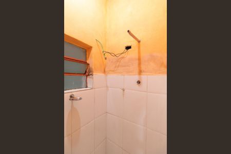 Casa à venda com 150m², 3 quartos e 2 vagasBanheiro Suíte 2