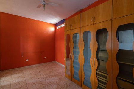 Casa à venda com 150m², 3 quartos e 2 vagasSuíte Externa