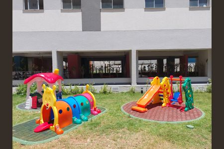 Apartamento para alugar com 34m², 2 quartos e sem vaga Apartamento para alugar com 34m², 2 quartos e sem vagaÁrea comum - Playground