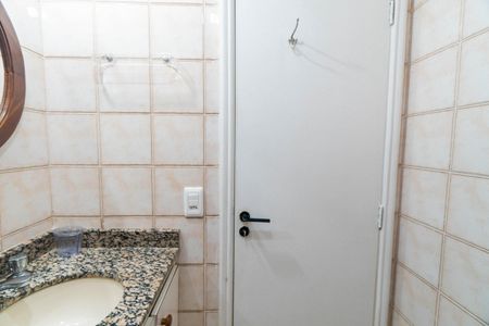 Apartamento para alugar com 71m², 3 quartos e 2 vagas Apartamento para alugar com 71m², 3 quartos e 2 vagasBanheiro Social