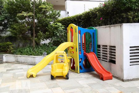 Apartamento para alugar com 71m², 3 quartos e 2 vagas Apartamento para alugar com 71m², 3 quartos e 2 vagasÁrea comum - Playground