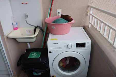 Apartamento para alugar com 2 quartos, 42m² em Jardim Valo Verde, Embu das Artes