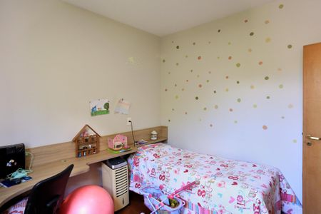 Apartamento à venda com 178m², 3 quartos e 3 vagas Apartamento à venda com 178m², 3 quartos e 3 vagasQuarto