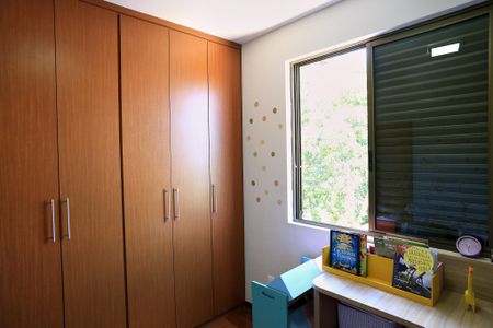 Apartamento à venda com 178m², 3 quartos e 3 vagas Apartamento à venda com 178m², 3 quartos e 3 vagasQuarto