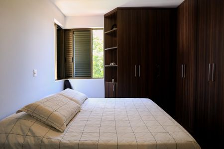 Apartamento à venda com 178m², 3 quartos e 3 vagas Apartamento à venda com 178m², 3 quartos e 3 vagasSuíte