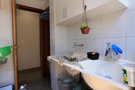 Apartamento à venda com 178m², 3 quartos e 3 vagas Apartamento à venda com 178m², 3 quartos e 3 vagasÁrea de Serviço