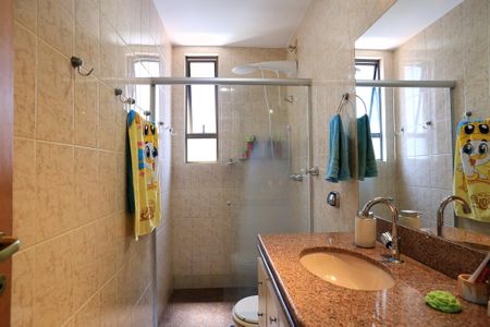 Apartamento à venda com 178m², 3 quartos e 3 vagas Apartamento à venda com 178m², 3 quartos e 3 vagasBanheiro