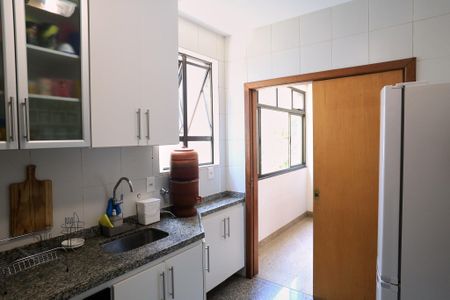 Apartamento à venda com 178m², 3 quartos e 3 vagas Apartamento à venda com 178m², 3 quartos e 3 vagasCozinha