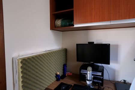 Apartamento à venda com 178m², 3 quartos e 3 vagas Apartamento à venda com 178m², 3 quartos e 3 vagasEscritório