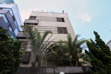 Apartamento à venda com 178m², 3 quartos e 3 vagas Apartamento à venda com 178m², 3 quartos e 3 vagasFachada