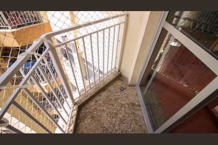 Apartamento à venda com 72m², 3 quartos e 1 vaga Apartamento à venda com 72m², 3 quartos e 1 vagaVaranda da Sala