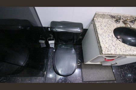 Apartamento à venda com 72m², 3 quartos e 1 vaga Apartamento à venda com 72m², 3 quartos e 1 vagaBanheiro da Suíte