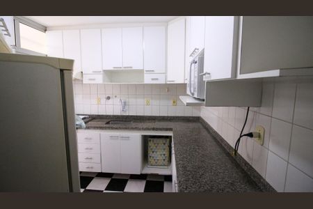 Apartamento à venda com 72m², 3 quartos e 1 vaga Apartamento à venda com 72m², 3 quartos e 1 vagaCozinha