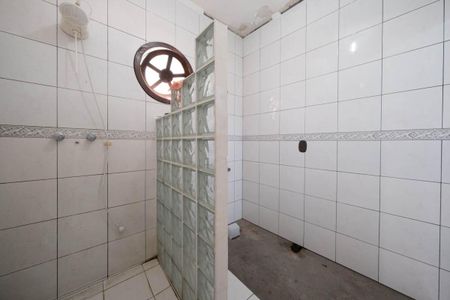 Casa para alugar com 270m², 3 quartos e 5 vagasSuíte