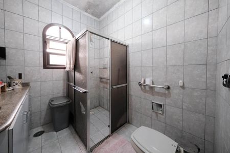 Casa para alugar com 270m², 3 quartos e 5 vagasBanheiro