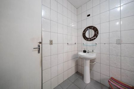 Casa para alugar com 270m², 3 quartos e 5 vagasBanheiro