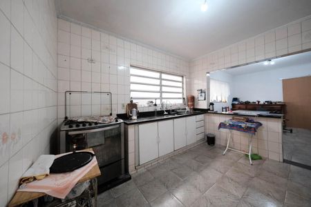 Casa para alugar com 270m², 3 quartos e 5 vagasCozinha