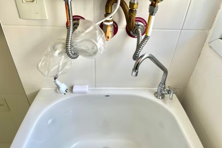 Apartamento para alugar com 64m², 2 quartos e 1 vagaÁrea de Serviço