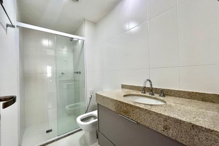 Apartamento para alugar com 64m², 2 quartos e 1 vagaBanheiro Corredor