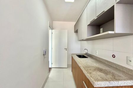 Apartamento para alugar com 64m², 2 quartos e 1 vagaCozinha