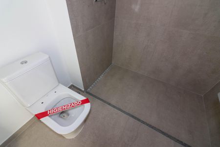 Apartamento à venda com 87m², 1 quarto e 2 vagasBanheiro