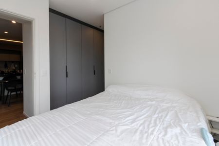 Apartamento à venda com 105m², 3 quartos e 2 vagas Apartamento à venda com 105m², 3 quartos e 2 vagasSuíte 1