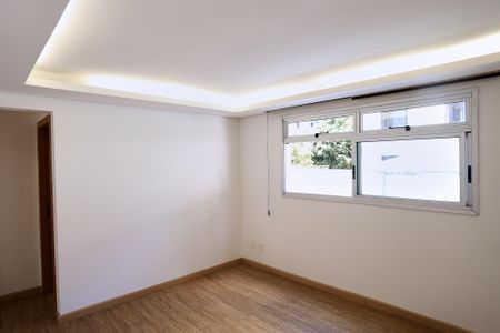 Apartamento à venda com 2 quartos, 55m² em Funcionários, Belo Horizonte