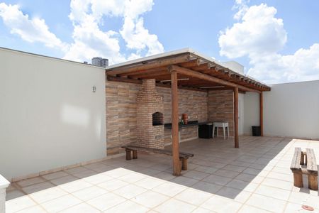 Apartamento para alugar com 70m², 2 quartos e 2 vagasÁrea comum - Churrasqueira