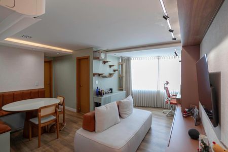 Sala de apartamento para alugar com 2 quartos, 70m² em Ouro Preto, Belo Horizonte