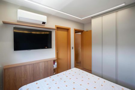 Apartamento para alugar com 70m², 2 quartos e 2 vagasSuíte 