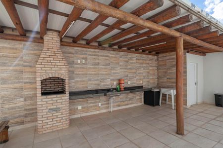 Apartamento para alugar com 70m², 2 quartos e 2 vagasÁrea comum - Churrasqueira