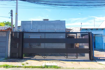 Casa à venda com 244m², 2 quartos e 3 vagasFachada