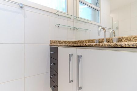 Apartamento à venda com 110m², 3 quartos e 2 vagasBanheiro Social