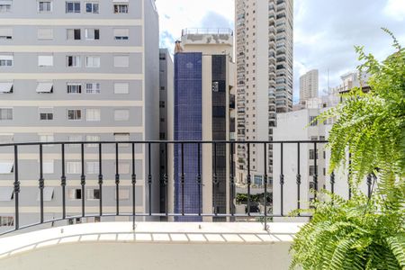 Apartamento à venda com 110m², 3 quartos e 2 vagasVaranda