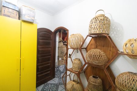 Casa à venda com 141m², 2 quartos e 2 vagas Casa à venda com 141m², 2 quartos e 2 vagasEscritório