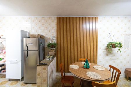 Casa à venda com 141m², 2 quartos e 2 vagas Casa à venda com 141m², 2 quartos e 2 vagasSala 02