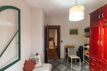 Casa à venda com 141m², 2 quartos e 2 vagas Casa à venda com 141m², 2 quartos e 2 vagasQuarto