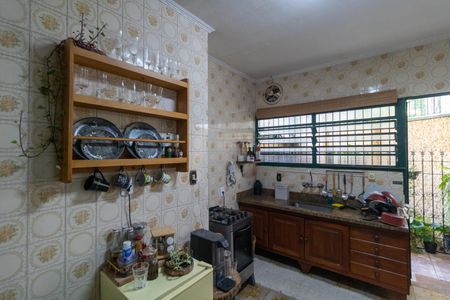 Casa à venda com 141m², 2 quartos e 2 vagas Casa à venda com 141m², 2 quartos e 2 vagasCozinha