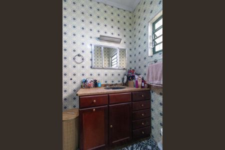 Casa à venda com 141m², 2 quartos e 2 vagas Casa à venda com 141m², 2 quartos e 2 vagasBanheiro da Suíte