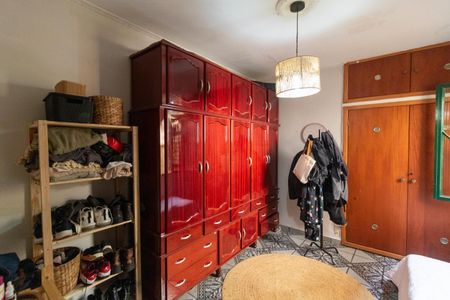 Casa à venda com 141m², 2 quartos e 2 vagas Casa à venda com 141m², 2 quartos e 2 vagasQuarto