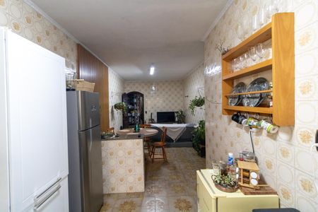 Casa à venda com 141m², 2 quartos e 2 vagas Casa à venda com 141m², 2 quartos e 2 vagasCozinha