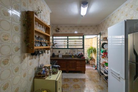 Casa à venda com 141m², 2 quartos e 2 vagas Casa à venda com 141m², 2 quartos e 2 vagasCozinha