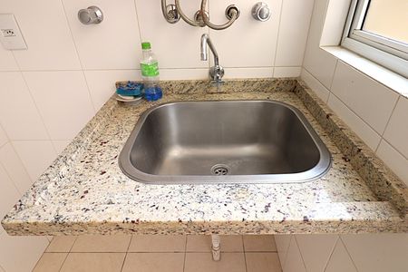 Apartamento para alugar com 51m², 1 quarto e sem vagaÁrea de Serviço