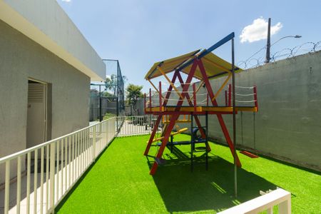 Apartamento para alugar com 49m², 2 quartos e 1 vaga Apartamento para alugar com 49m², 2 quartos e 1 vagaÁrea comum - Playground