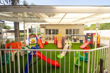 Apartamento para alugar com 49m², 2 quartos e 1 vaga Apartamento para alugar com 49m², 2 quartos e 1 vagaÁrea comum - Playground