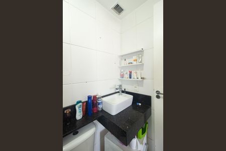 Apartamento para alugar com 49m², 2 quartos e 1 vaga Apartamento para alugar com 49m², 2 quartos e 1 vagaBanheiro da Suíte