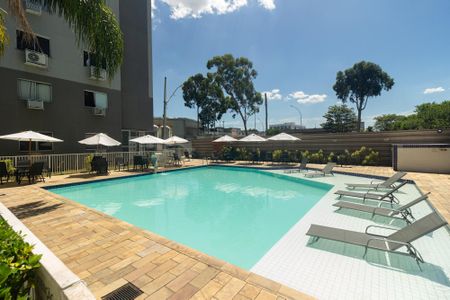 Apartamento para alugar com 49m², 2 quartos e 1 vaga Apartamento para alugar com 49m², 2 quartos e 1 vagaÁrea comum - Piscina