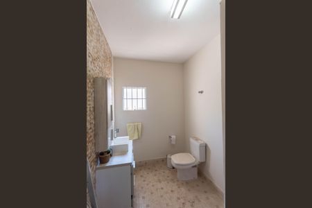 Casa para alugar com 155m², 3 quartos e 2 vagas Casa para alugar com 155m², 3 quartos e 2 vagasBanheiro